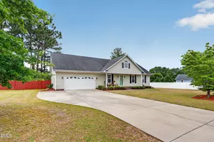 4552 Canasta Ct, Hope Mills, NC 28348 - Photo 7