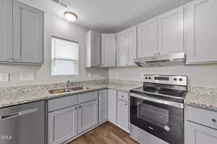 408 E Waddell St, Selma, NC 27576 - Photo 23