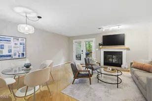 404 Forest Ct, Carrboro, NC 27510 - Photo 11