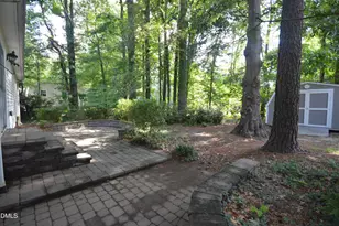 309 Holtz Ln, Cary, NC 27511 - Photo 19