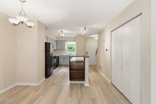 107 Weatherstone Dr, Chapel Hill, NC 27514 - Photo 19