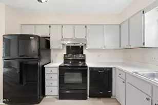 107 Weatherstone Dr, Chapel Hill, NC 27514 - Photo 17