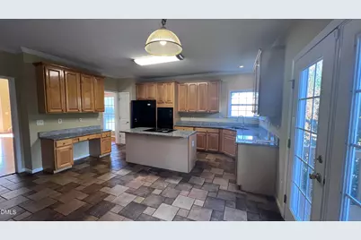 201 Tecumseh Court, Cary, NC 27513 - Photo 11