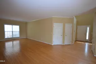 201 Tecumseh Ct, Cary, NC 27513 - Photo 7