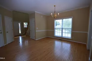 201 Tecumseh Ct, Cary, NC 27513 - Photo 7