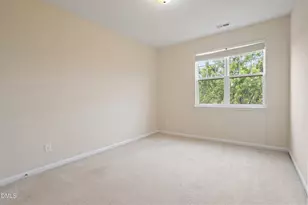 9135 Wooden Rd, Raleigh, NC 27617 - Photo 23
