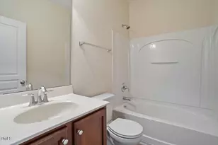 9135 Wooden Rd, Raleigh, NC 27617 - Photo 25
