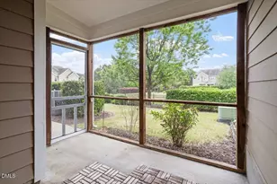 9135 Wooden Rd, Raleigh, NC 27617 - Photo 29