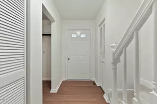 5444 Pine Top Cir, Raleigh, NC 27612 - Photo 5