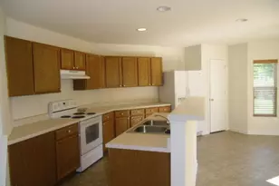 816 Statler Dr, Durham, NC 27703 - Photo 3