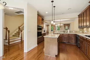 314 Bridgegate Dr, Cary, NC 27519 - Photo 9