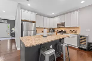 105 Writing Rock Pl, Apex, NC 27539 - Photo 7