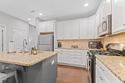 105 Writing Rock Place, Apex, NC 27539 - Photo 11