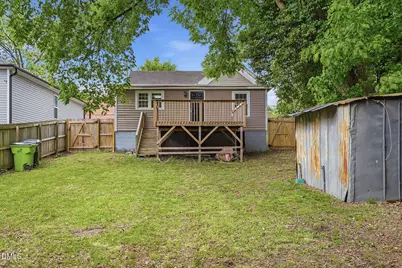 204 W Hill Street, Benson, NC 27504 - Photo 23