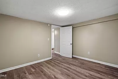 204 W Hill Street, Benson, NC 27504 - Photo 19
