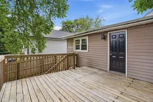204 W Hill St, Benson, NC 27504 - Photo 21
