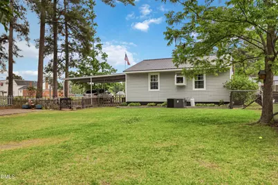 407 E Fremont Street, Kenly, NC 27542 - Photo 5