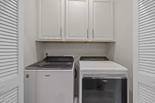 209 Timber Forest Ln, Cary, NC 27519 - Photo 17