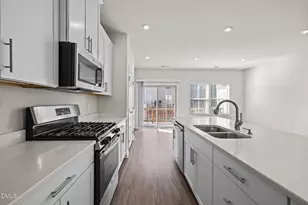 209 Timber Forest Ln, Cary, NC 27519 - Photo 19