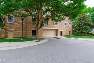 3920 Essex Garden Ln, Raleigh, NC 27612 - Photo 33