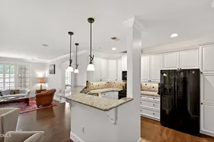 3920 Essex Garden Ln, Raleigh, NC 27612 - Photo 9
