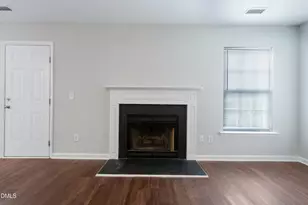 1532 Pebble Ridge Dr, Raleigh, NC 27610 - Photo 9