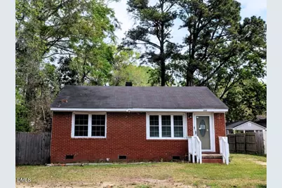 306 W Duke Street, Dunn, NC 28334 - Photo 1