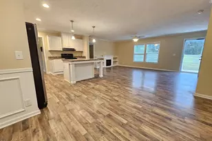 208 Loop Rd, Bunnlevel, NC 28323 - Photo 7
