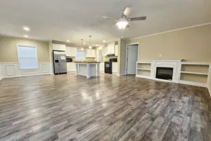 208 Loop Rd, Bunnlevel, NC 28323 - Photo 5