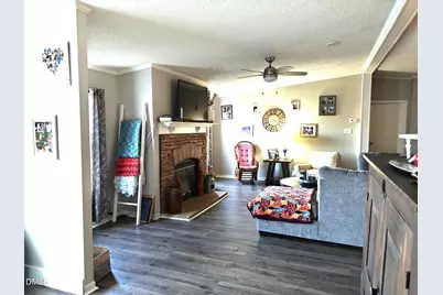 87 E Williams Street, Coats, NC 27521 - Photo 7