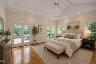10234 Governors Dr, Chapel Hill, NC 27517 - Photo 15