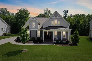 307 W Amber Oak Dr, Selma, NC 27576 - Photo 1