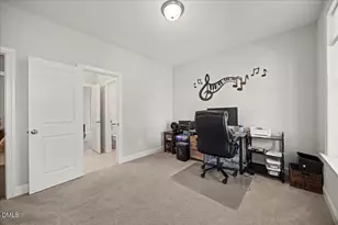 307 W Amber Oak Dr, Selma, NC 27576 - Photo 5