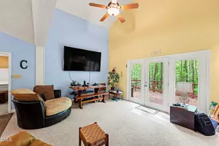 96 Holly Cir, Henderson, NC 27537 - Photo 7