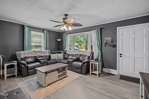 860 Nelson St, Henderson, NC 27536 - Photo 11