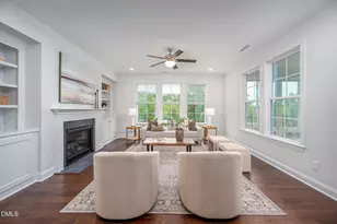 942 River Bark Pl, Cary, NC 27519 - Photo 3