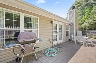 670 Huntingdon St, Elon, NC 27244 - Photo 27