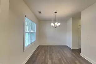 135 Ambergate Dr, Youngsville, NC 27596 - Photo 5
