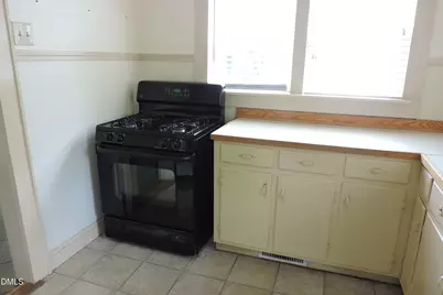 116 W West Hill Avenue S, Hillsborough, NC 27278 - Photo 17