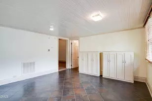 116 W West Hill Ave S, Hillsborough, NC 27278 - Photo 23