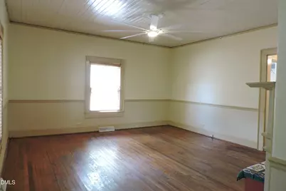 116 W West Hill Avenue S, Hillsborough, NC 27278 - Photo 9