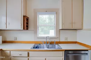 116 W West Hill Ave S, Hillsborough, NC 27278 - Photo 27