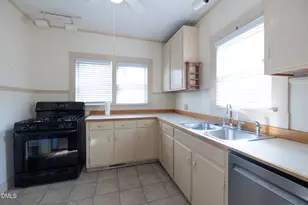 116 W West Hill Ave S, Hillsborough, NC 27278 - Photo 19