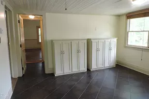 116 W West Hill Ave S, Hillsborough, NC 27278 - Photo 15