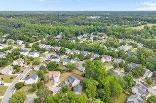 2419 Hidden Meadow Dr, Fuquay-Varina, NC 27526 - Photo 7