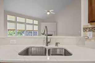 2419 Hidden Meadow Dr, Fuquay-Varina, NC 27526 - Photo 25