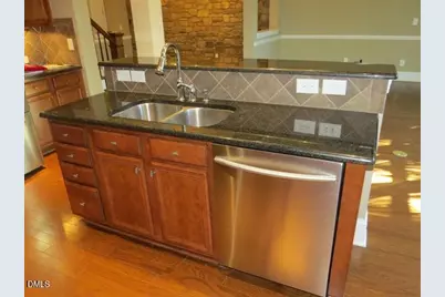 114 Sunstone Drive, Cary, NC 27513 - Photo 9