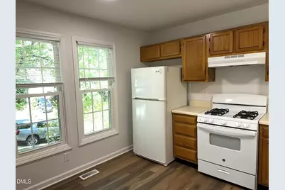 105 Highfalls Court, Cary, NC 27519 - Photo 5