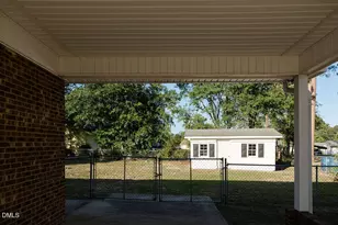 1612 Fairground Rd, Dunn, NC 28334 - Photo 5