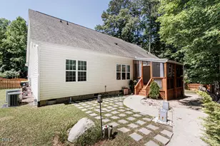 330 Carolina Oaks Ave, Smithfield, NC 27577 - Photo 7